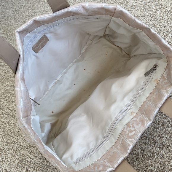 Chanel Beige Travel Line Tote - Picture 5 of 12